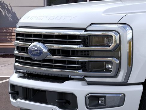 New 2026 Ford F250 Platinum w/ Platinum Plus Package AWD/4WD image 17