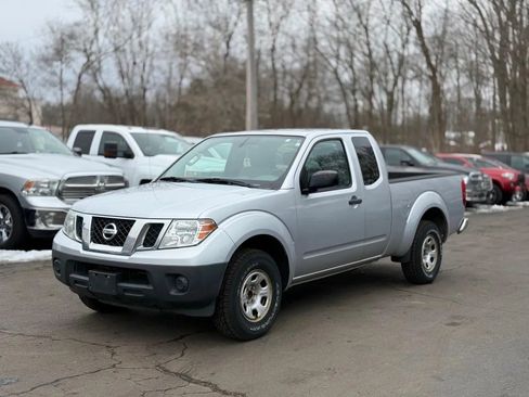 Used 2016 Nissan Frontier S image 3