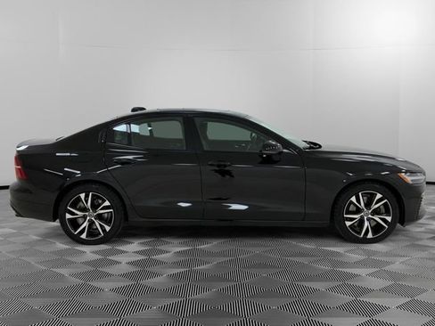 Used 2021 Volvo S60 T8 R-Design Expression AWD/4WD image 6