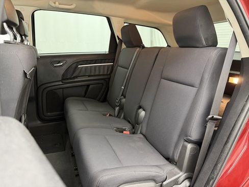 Used 2010 Dodge Journey SXT image 15