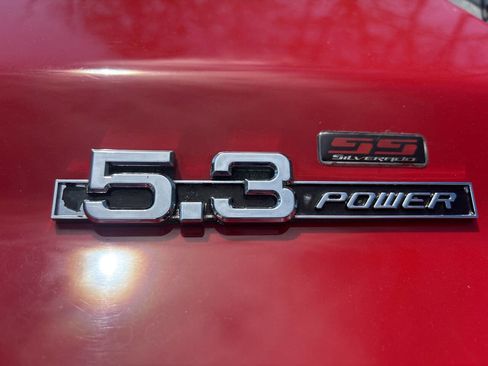 Used 2011 Chevrolet Silverado 1500 LT w/ Interior Plus Package AWD/4WD image 43