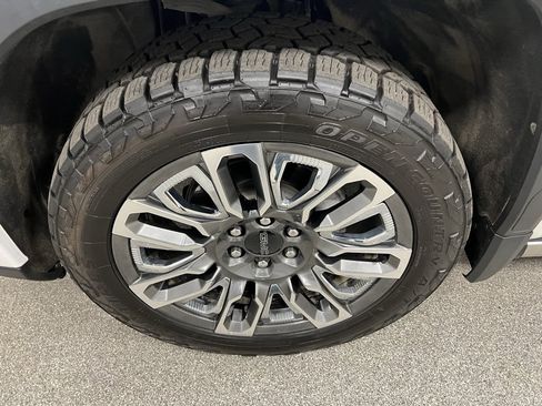 Used 2024 GMC Sierra 1500 Denali Ultimate image 19