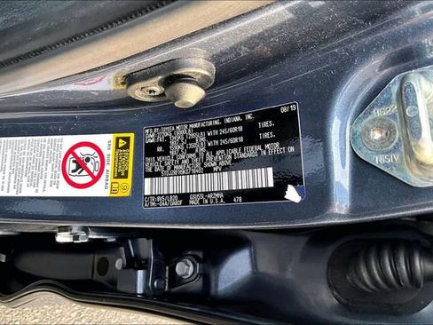 Used 2019 Toyota Highlander XLE image 14