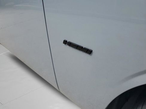 Used 2022 Dodge Challenger R/T w/ Performance Handling Group image 29