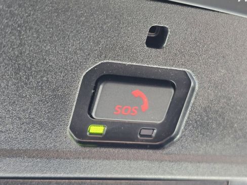 Used 2025 Toyota Tacoma TRD Pro image 17