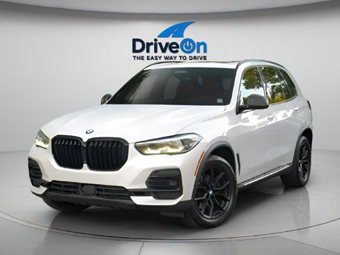 Used 2022 BMW X5 xDrive40i AWD/4WD image 4