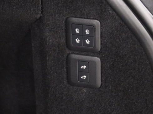 Used 2019 Land Rover Range Rover Sport HSE AWD/4WD image 36