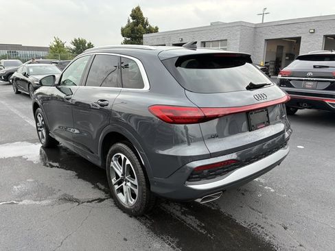Used 2025 Audi Q5 Premium w/ Convenience Package AWD/4WD image 7