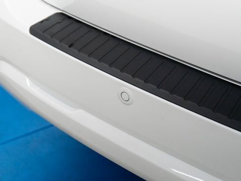 New 2026 Honda Odyssey Touring image 9