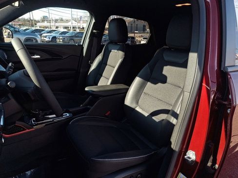 Used 2023 Chevrolet TrailBlazer RS w/ Convenience Package image 13