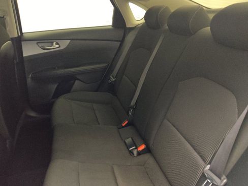 Used 2021 Kia Forte LXS FWD image 18