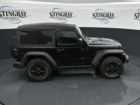 Used 2022 Jeep Wrangler Sport AWD/4WD image 25