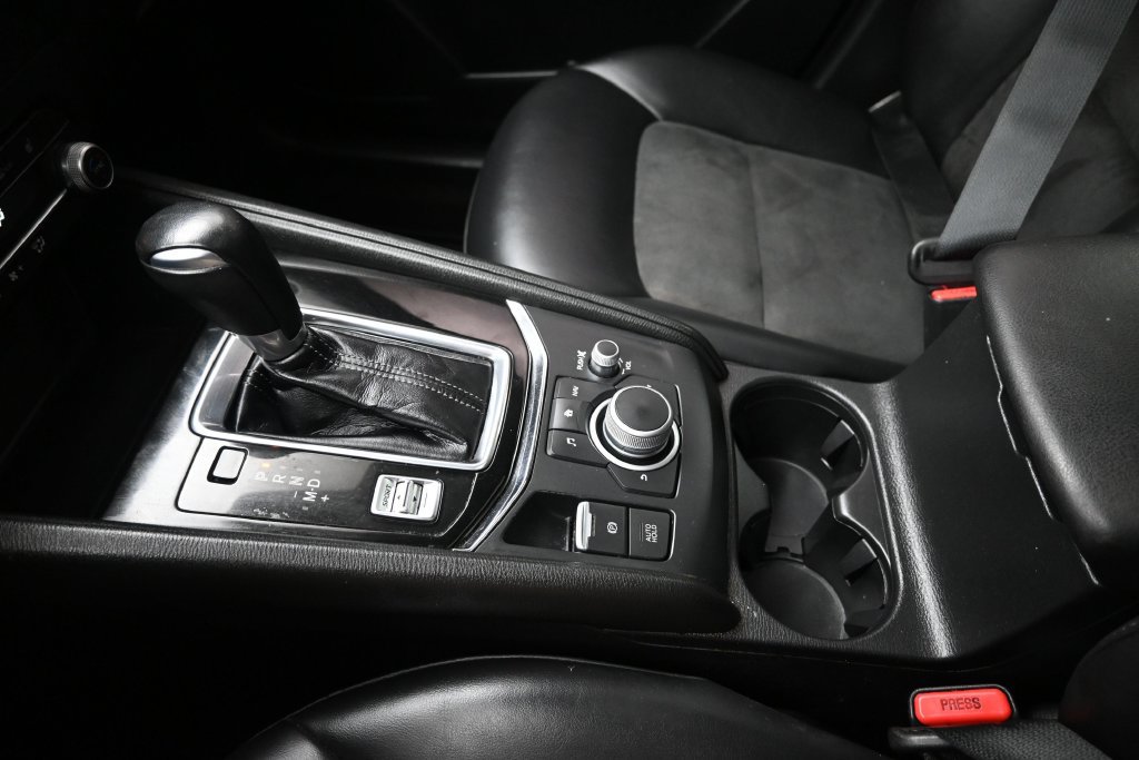 Used 2020 MAZDA CX-5 Touring FWD image 13