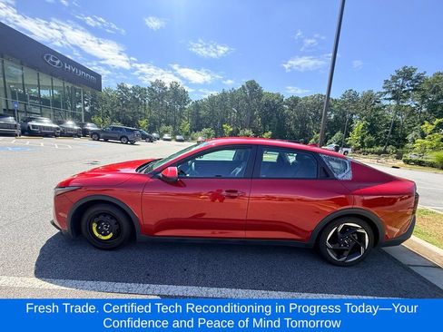 Used 2025 Kia K4 EX FWD image 2