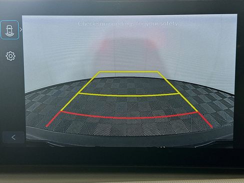 Used 2025 Hyundai Tucson SEL FWD image 23