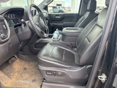 Used 2020 Chevrolet Silverado 1500 LTZ w/ LTZ Texas Edition image 3