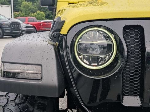 Used 2022 Jeep Wrangler Unlimited Sport AWD/4WD image 10