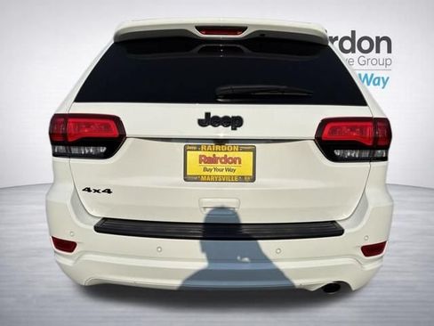 Used 2021 Jeep Grand Cherokee Laredo X AWD/4WD image 6