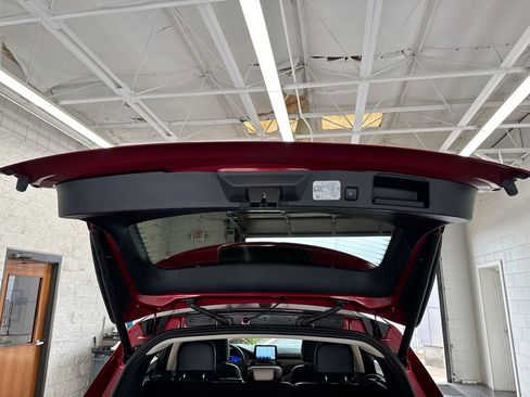 Used 2020 Ford Escape Titanium w/ Titanium Premium Package 2.0 AWD/4WD image 10