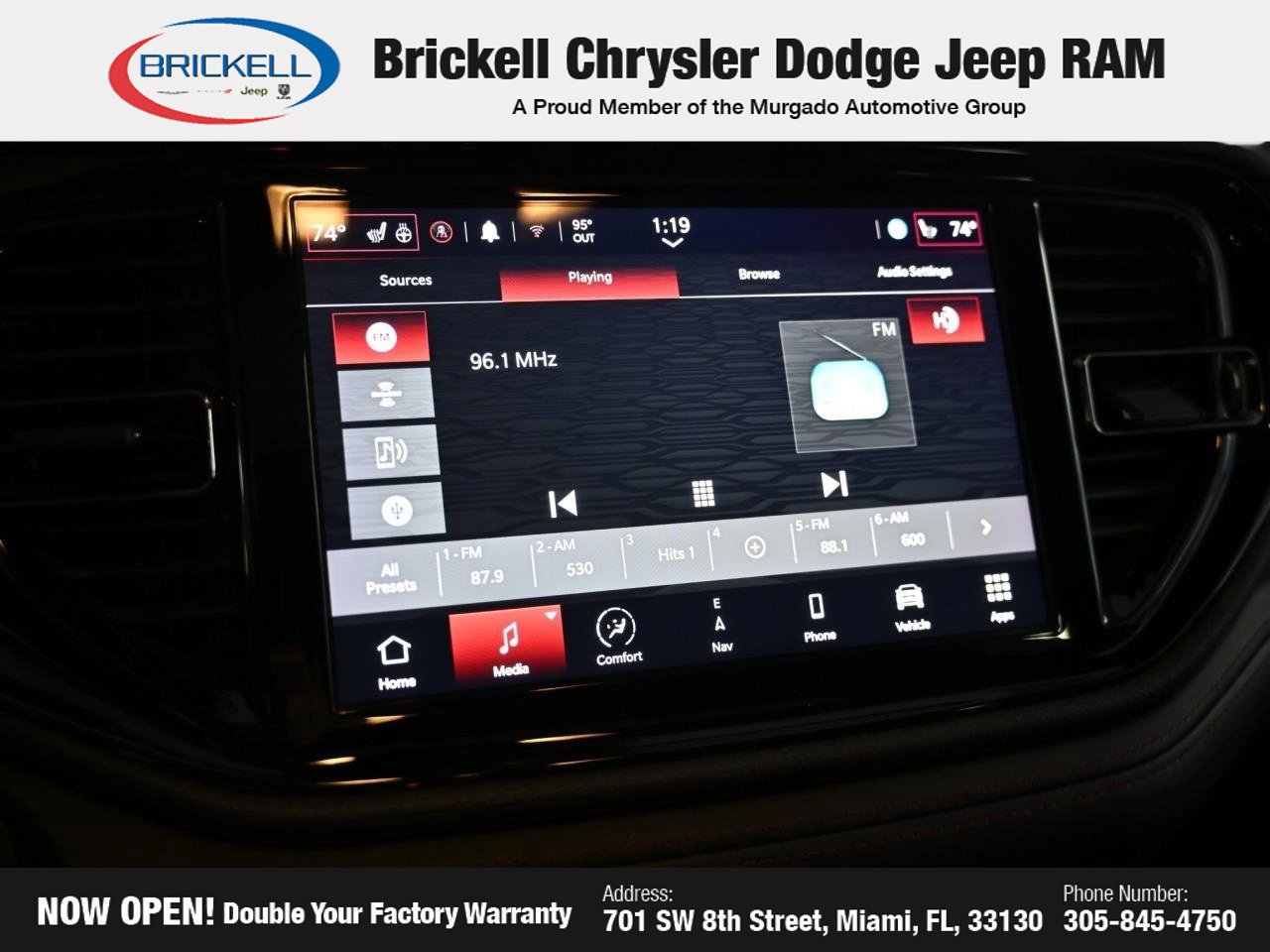 Used 2024 Dodge Durango GT RWD image 29