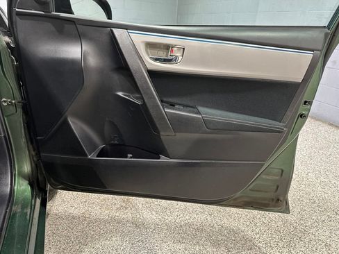 Used 2014 Toyota Corolla LE FWD image 15
