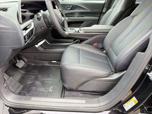 New 2026 Cadillac Lyriq Sport w/ LPO, Floor Liner Package RWD image 4