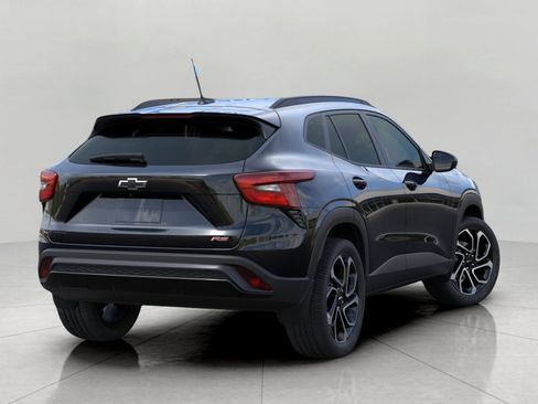Used 2026 Chevrolet Trax RS FWD image 4