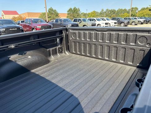 New 2025 RAM 1500 Big Horn AWD/4WD image 11