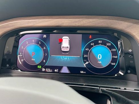 New 2026 Volkswagen Atlas SE image 12