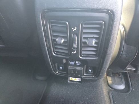 Used 2019 Dodge Durango GT AWD/4WD image 13