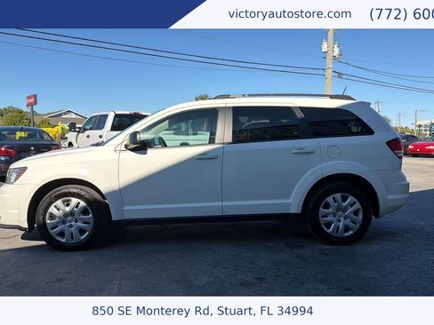 Used 2019 Dodge Journey SE image 6
