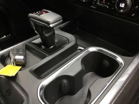 Used 2023 Chevrolet Silverado 1500 LTZ w/ LTZ Convenience Package II AWD/4WD image 26