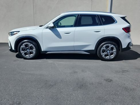 Used 2025 BMW X1 xDrive28i w/ Convenience Package AWD/4WD image 4