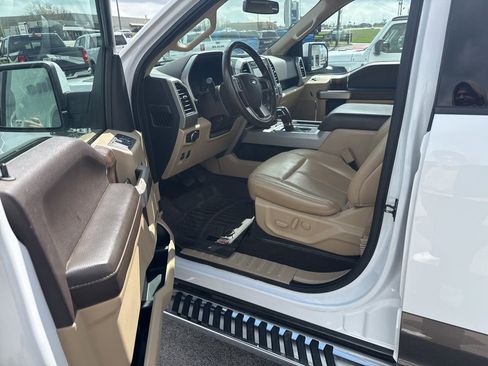 Used 2020 Ford F150 Lariat w/ Equipment Group 501A Mid image 5