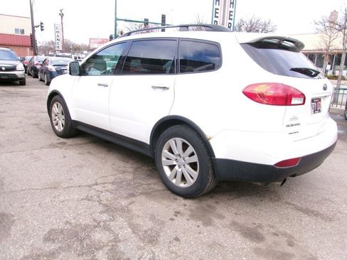 Used 2011 Subaru Tribeca Limited w/ PWR Moonroof Pkg image 2