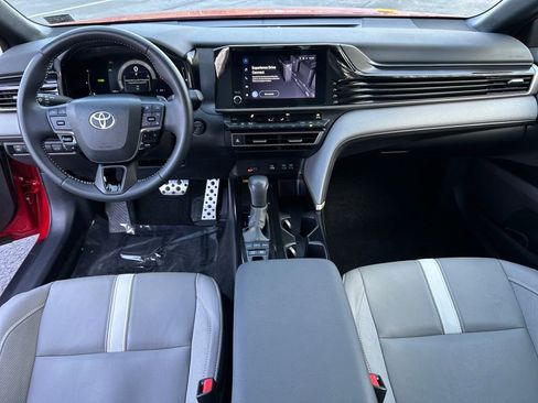 Certified 2025 Toyota Camry SE w/ Convenience Package FWD image 21