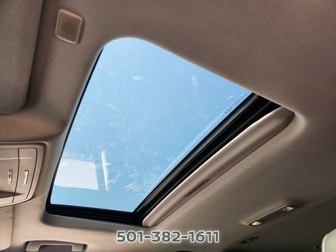Used 2020 GMC Yukon XL SLT AWD/4WD image 10