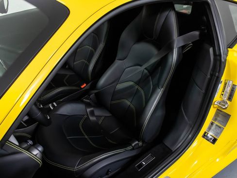 Certified 2019 Ferrari 488 GTB RWD image 6