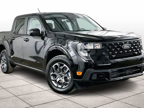 New 2025 Ford Maverick XLT w/ XLT Luxury Package image 4