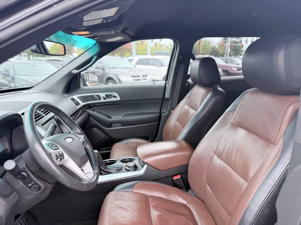 Used 2014 Ford Explorer Limited w/ Equipment Group 301A AWD/4WD image 12