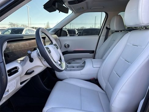 Used 2026 Hyundai Palisade Calligraphy image 12