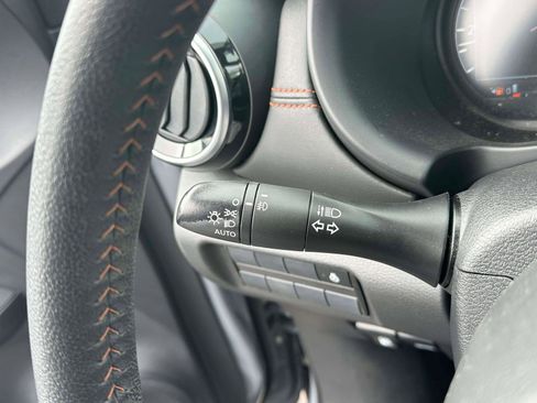 Used 2023 Nissan Kicks SR w/ SR Premium Package image 19