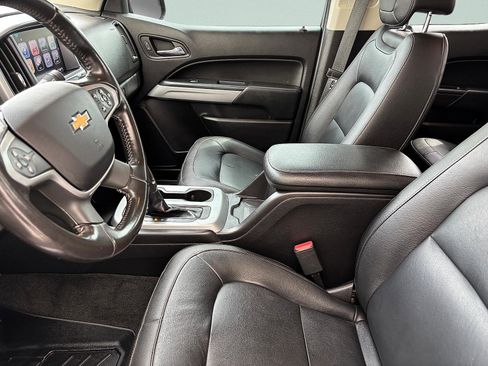 Used 2018 Chevrolet Colorado ZR2 w/ ZR2 Midnight Special Edition AWD/4WD image 15