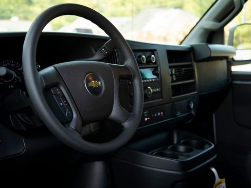 New 2025 Chevrolet Express 3500 w/ Driver Convenience Package RWD image 18