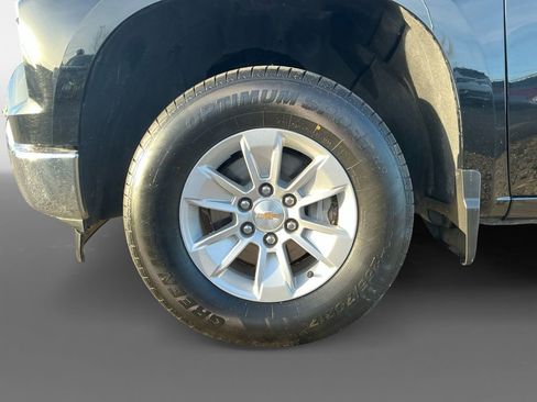 Used 2025 Chevrolet Silverado 1500 LT image 14