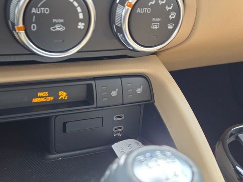 New 2026 MAZDA MX-5 Miata RF Grand Touring image 18