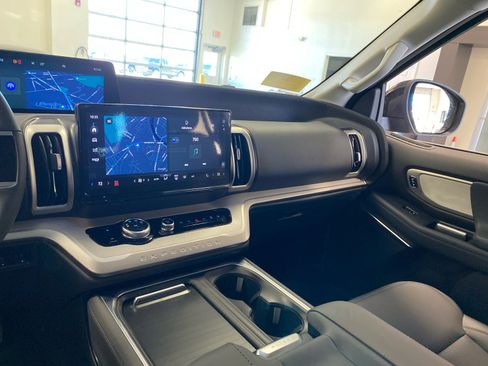 New 2026 Ford Expedition Max Active image 25