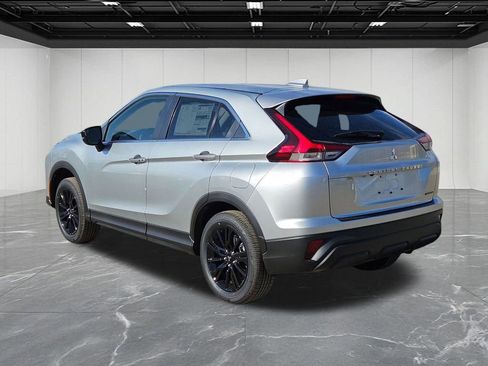 New 2026 Mitsubishi Eclipse Cross LE AWD/4WD image 3