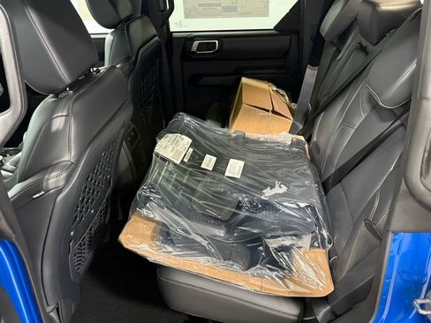 New 2025 Ford Bronco Badlands AWD/4WD image 14