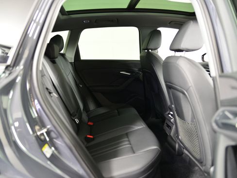 Certified 2025 Audi Q6 e-tron Premium w/ Convenience Package image 21